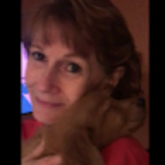 Meet your Posher, Rosemarie - Picture 2 of 2